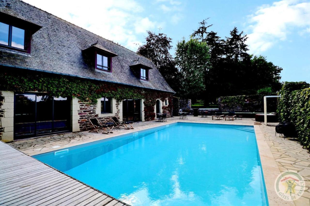Manoir De La Droulinais Bed & Breakfast Bruz Exterior photo